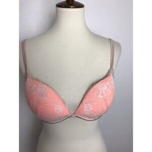 Victoria's Secret Lingerie Plunge Push Up Bra Floral Lace Delicate Intimates